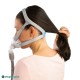 ResMed AirFit F30i full face CPAP-mask gedragen door een vrouw – achteraanzicht