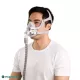 ResMed AirTouch F20 CPAP Maske getragen – freies Sichtfeld